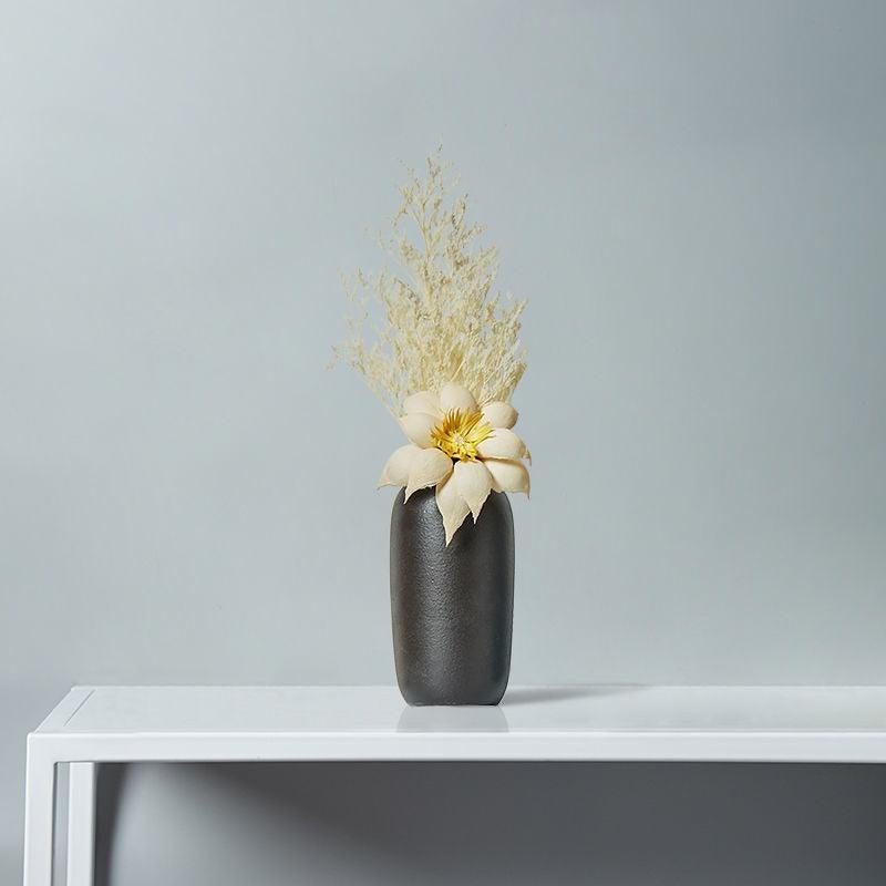 Ceramic Sculptural Vase - Ohøj Design