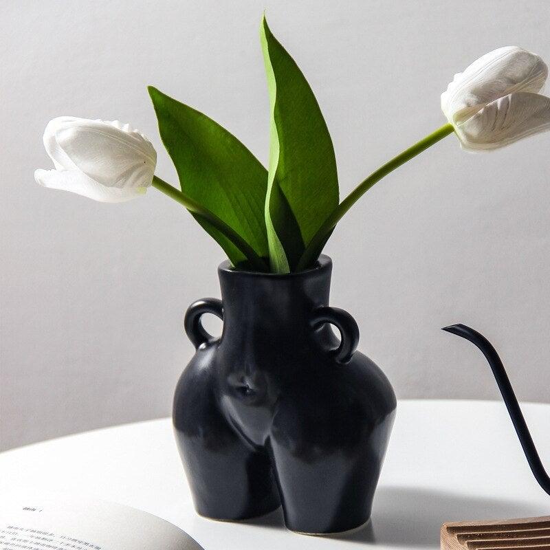 Fabulous Body Ceramic Vase - Ohøj Design