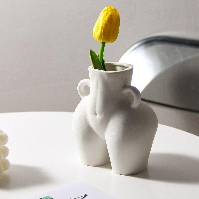 Fabulous Body Ceramic Vase - Ohøj Design