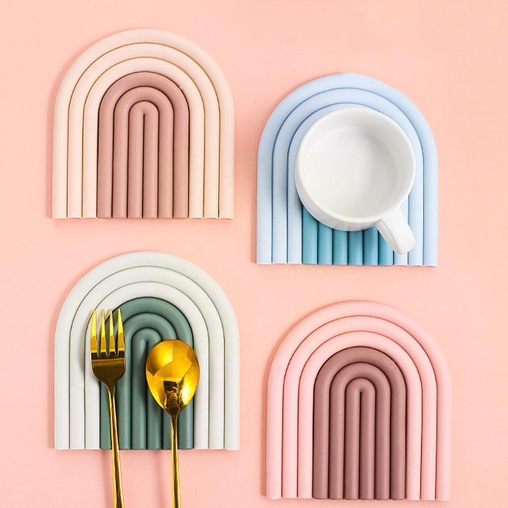 Rainbow Non-Slip Silicone Placemat - Ohøj Design